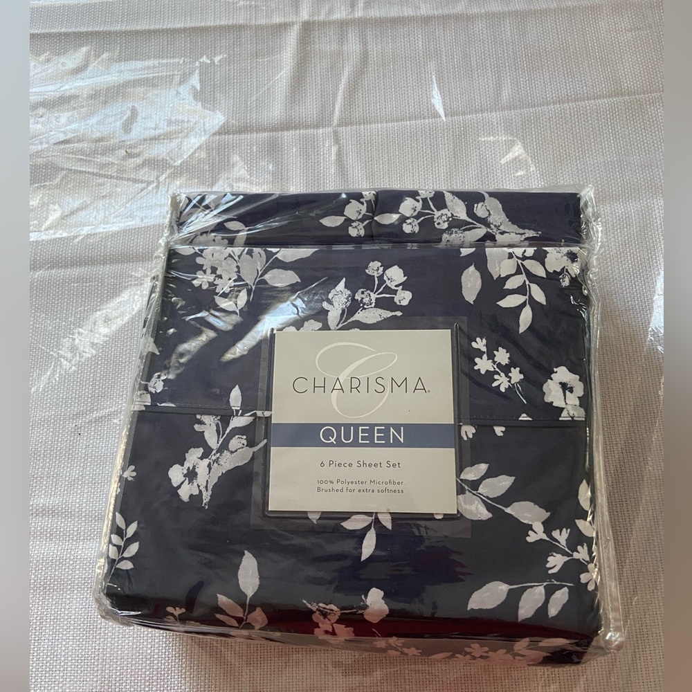 Charisma queen size 6 piece bed sheet set